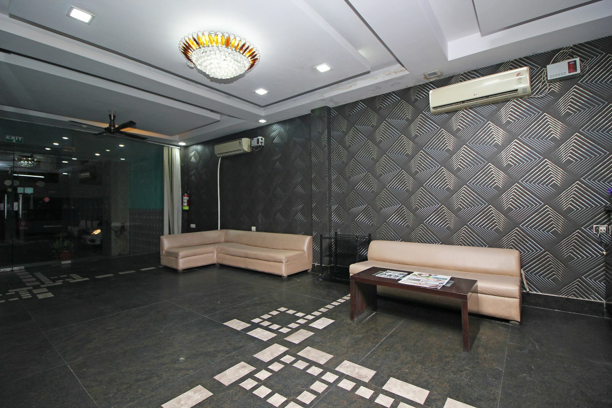 Oyo 9030 Hotel Delhi Airport Plaza New Delhi Bagian luar foto