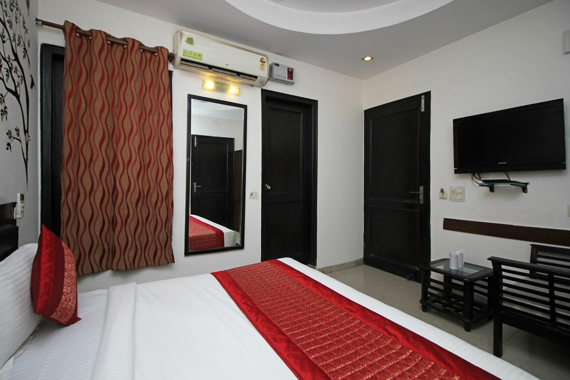 Oyo 9030 Hotel Delhi Airport Plaza New Delhi Bagian luar foto
