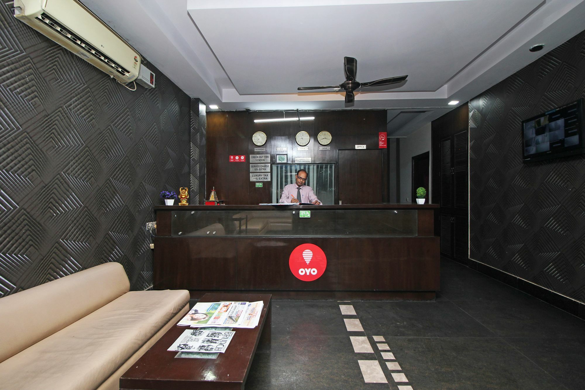 Oyo 9030 Hotel Delhi Airport Plaza New Delhi Bagian luar foto